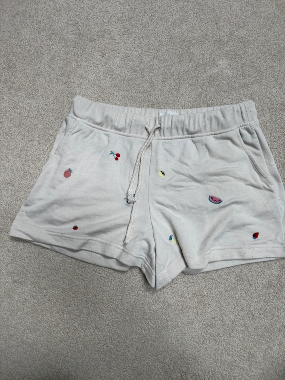 Lou & Grey Cream Fruit Embroidered Lounge Shorts